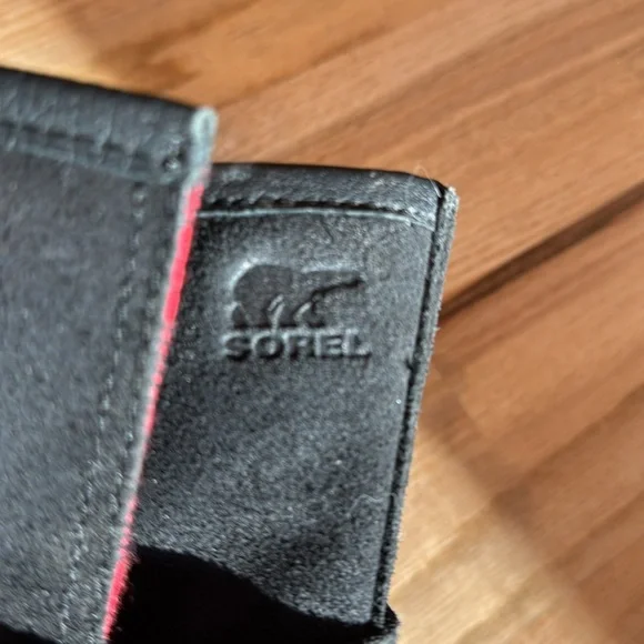 Sorel black leather boot sz 9 euc - Picture 6 of 6